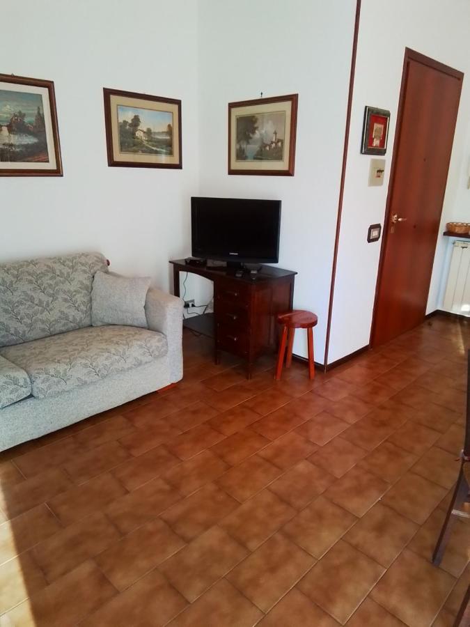 Casamarche Apartment Montalto Dora Luaran gambar