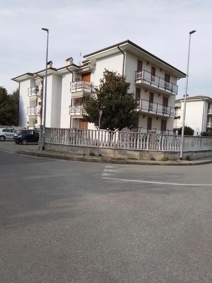 Casamarche Apartment Montalto Dora Luaran gambar